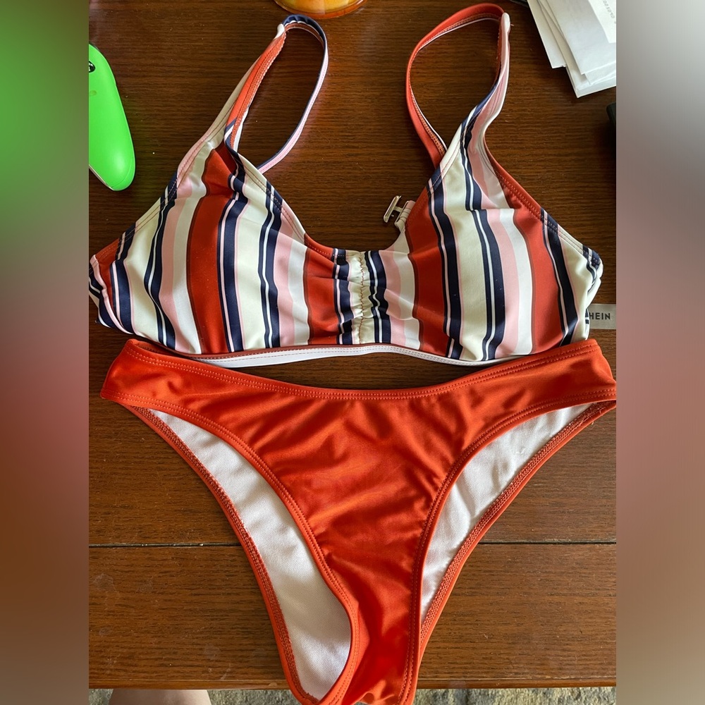 Bathing suit